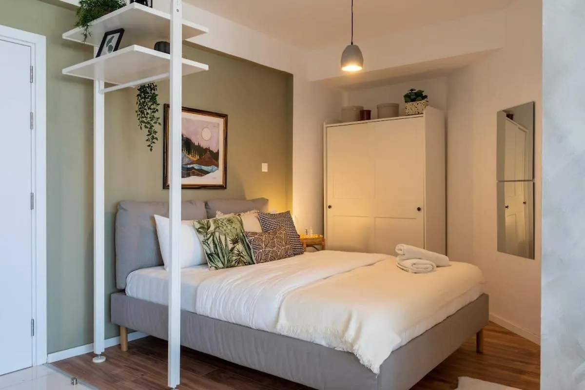 Luna - Homely Studio W Balcony In Larnaca Cipro
